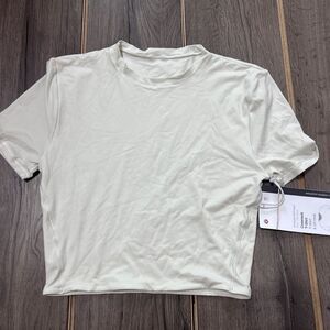 Nulu Crewneck Cropped T-Shirt